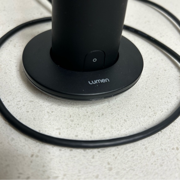 Lumen Metabolism Device with USB Cable - Picture 2 of 4